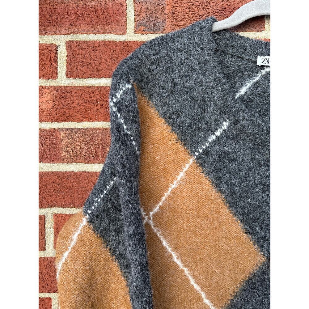 Zara Argyle Knit Sweater Gray Brown Diamond Pattern Soft Fuzzy Womens M - Picture 5 of 8